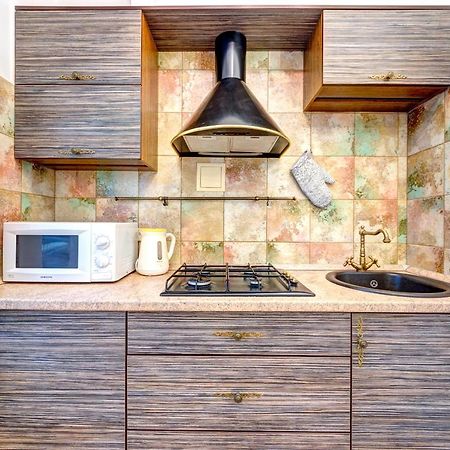 Світло! Vip Apartment In The Druzhby Narodiv Metro Station Kiev Eksteriør billede