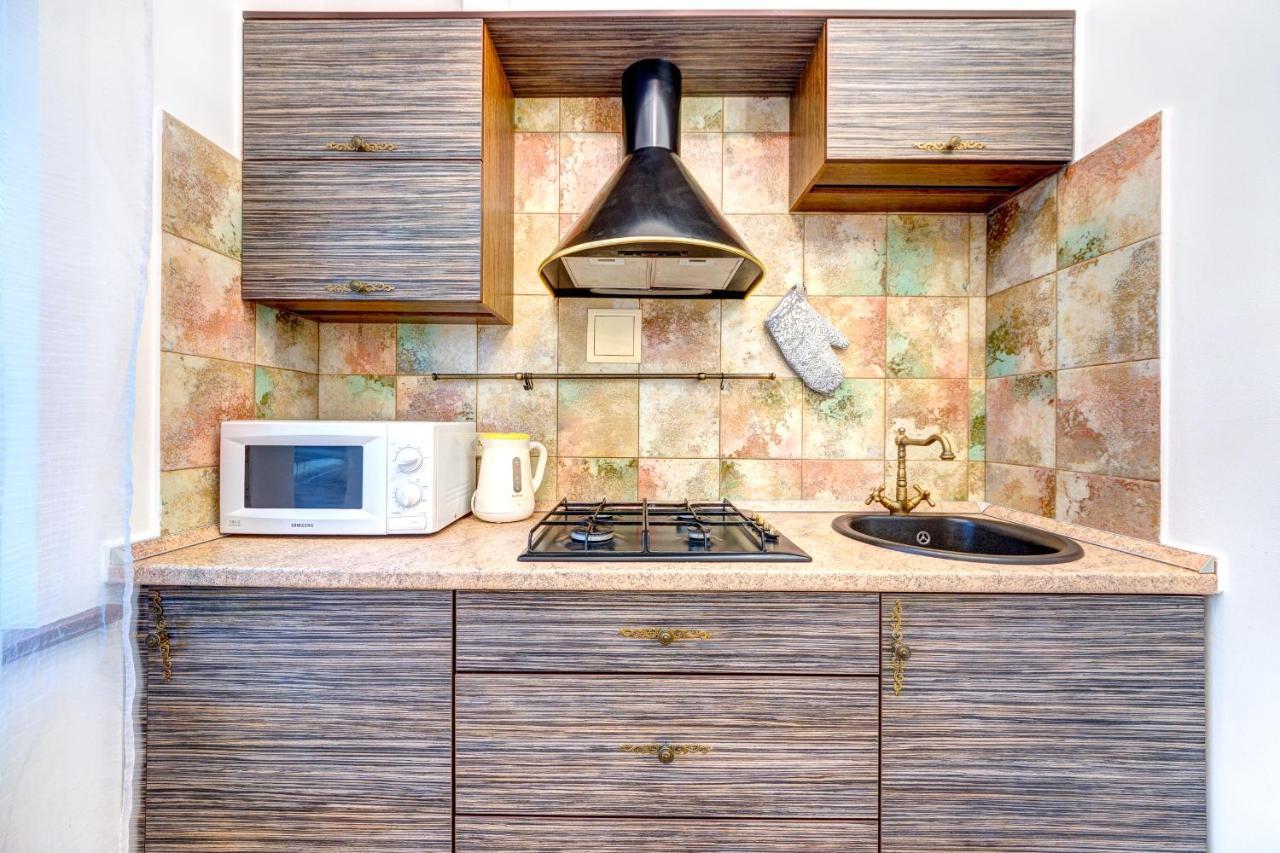 Світло! Vip Apartment In The Druzhby Narodiv Metro Station Kiev Eksteriør billede